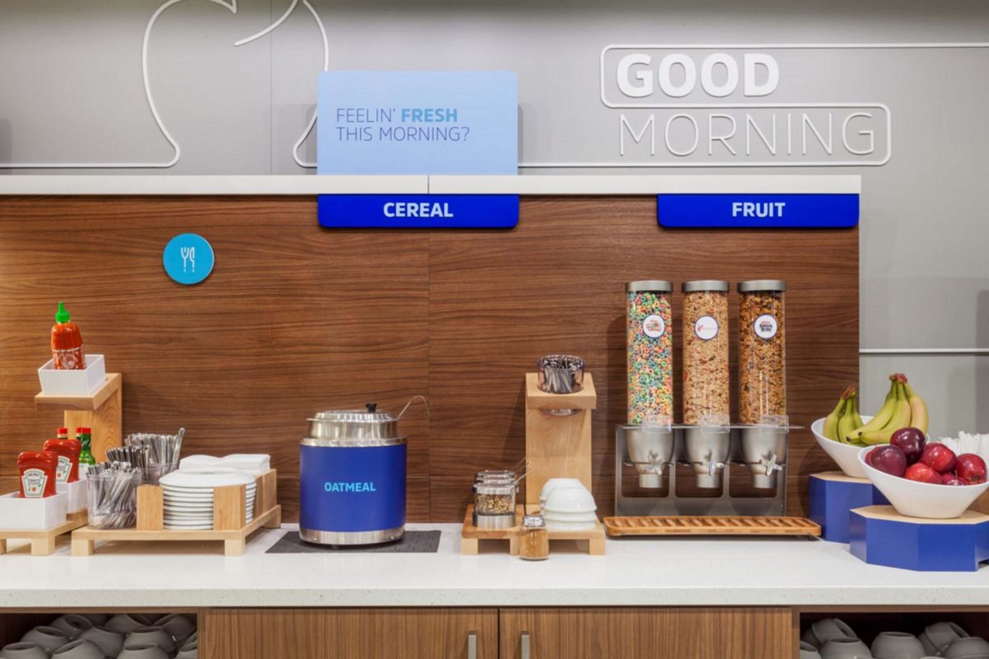 Holiday Inn Express & Suites Alexandria - Fort Belvoir By Ihg Buitenkant foto