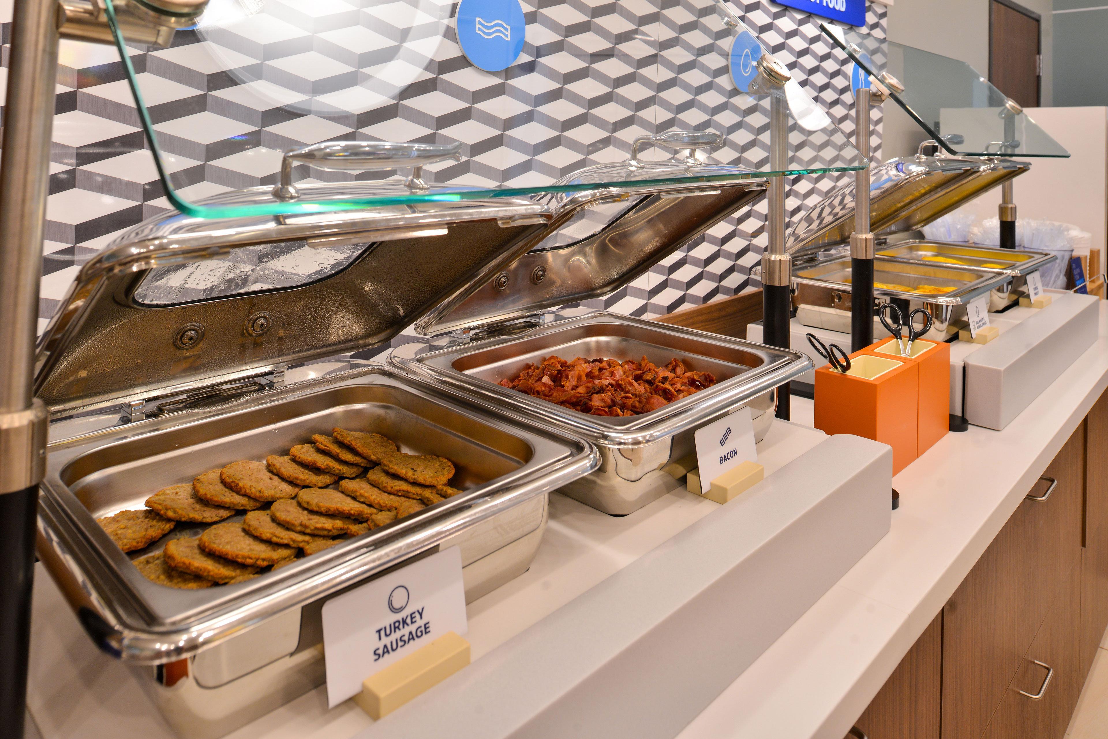 Holiday Inn Express & Suites Alexandria - Fort Belvoir By Ihg Buitenkant foto