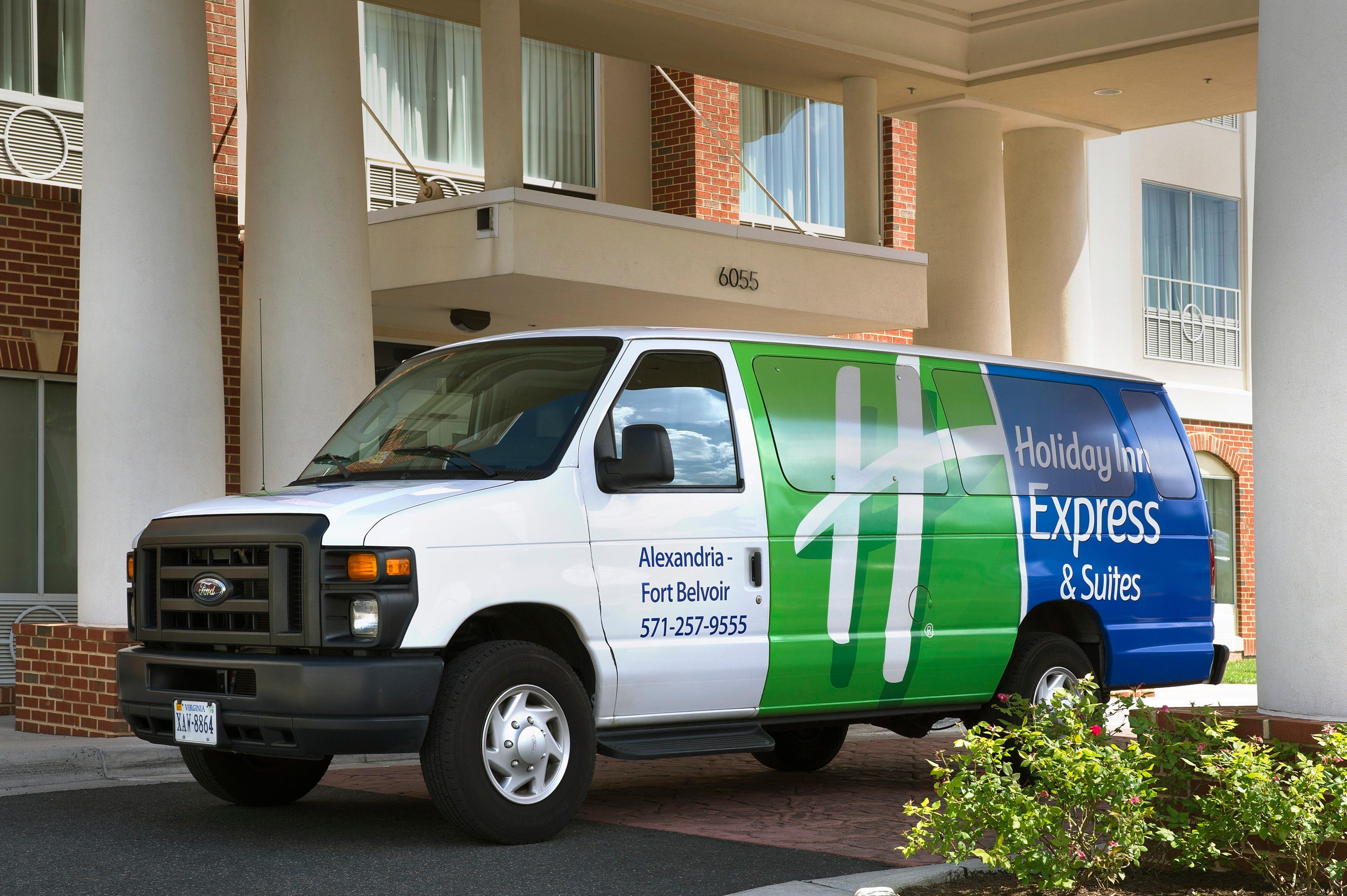 Holiday Inn Express & Suites Alexandria - Fort Belvoir By Ihg Buitenkant foto