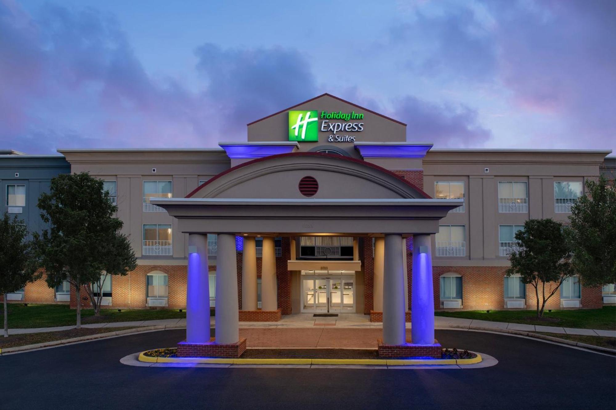 Holiday Inn Express & Suites Alexandria - Fort Belvoir By Ihg Buitenkant foto
